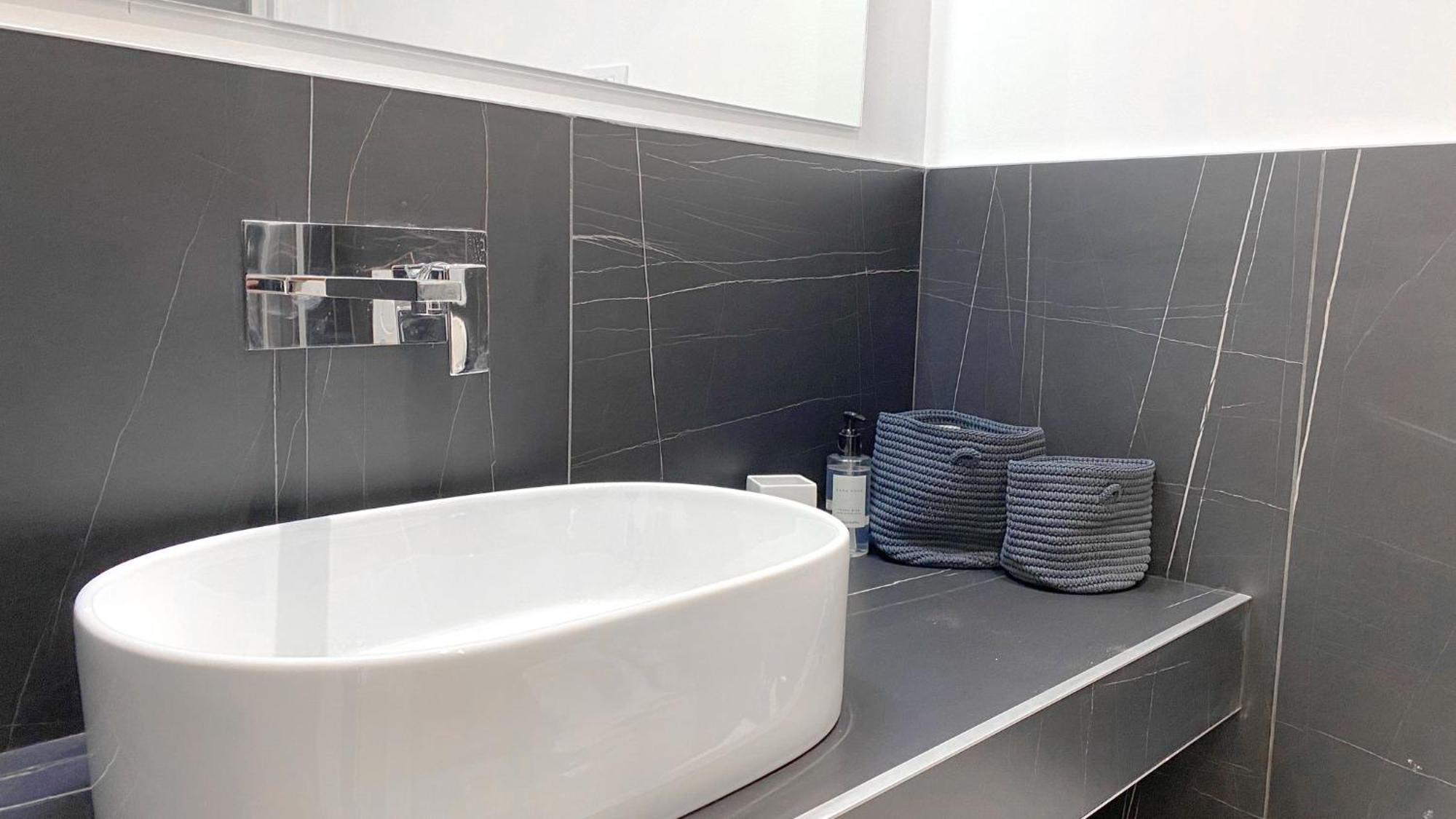 Cardano Suite - 5 Min From Central Station Milano Eksteriør billede